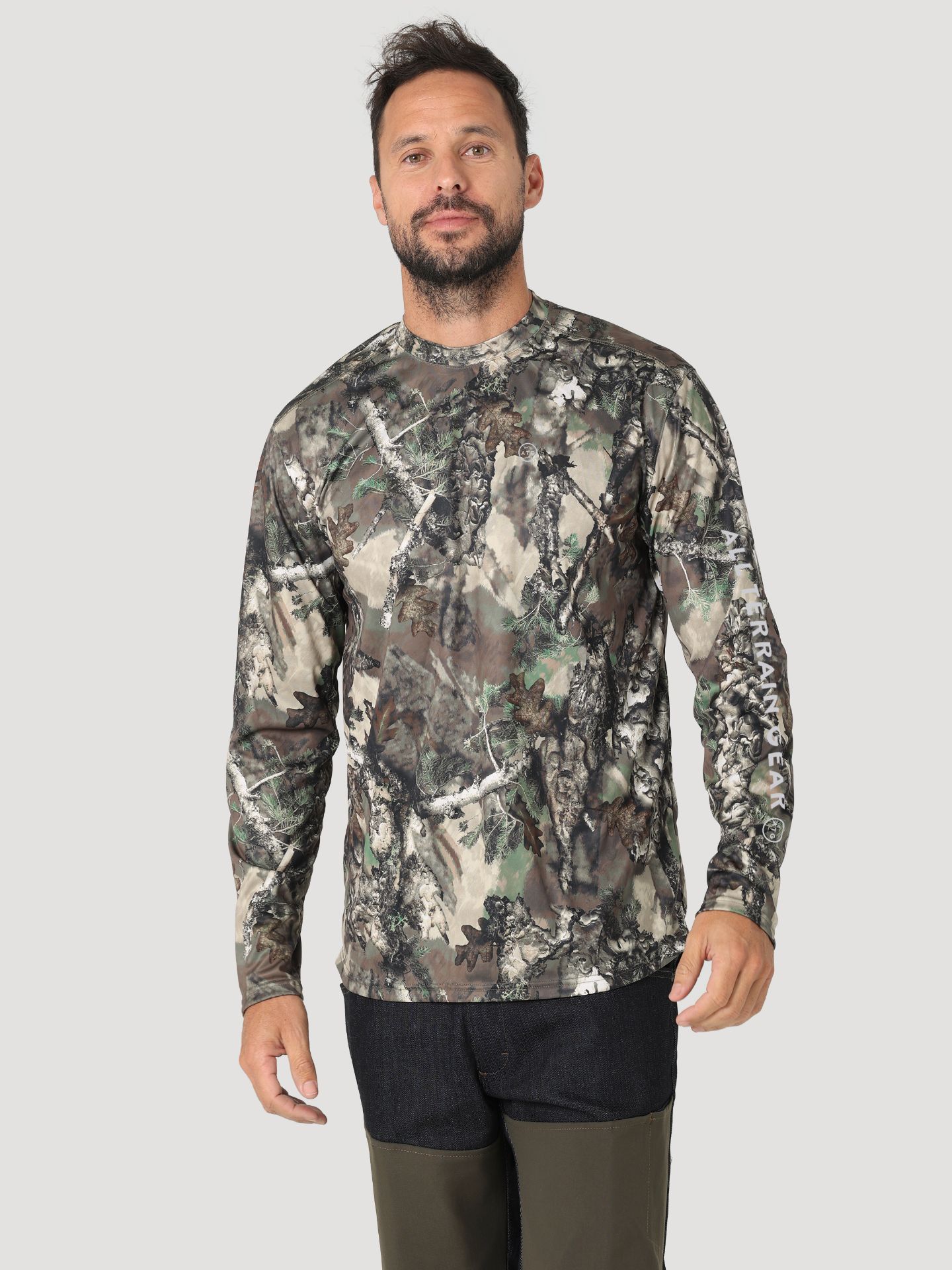 Picture of Wrangler 112322911 ATG -x- Long Sleeve Performance Sun Shirt
