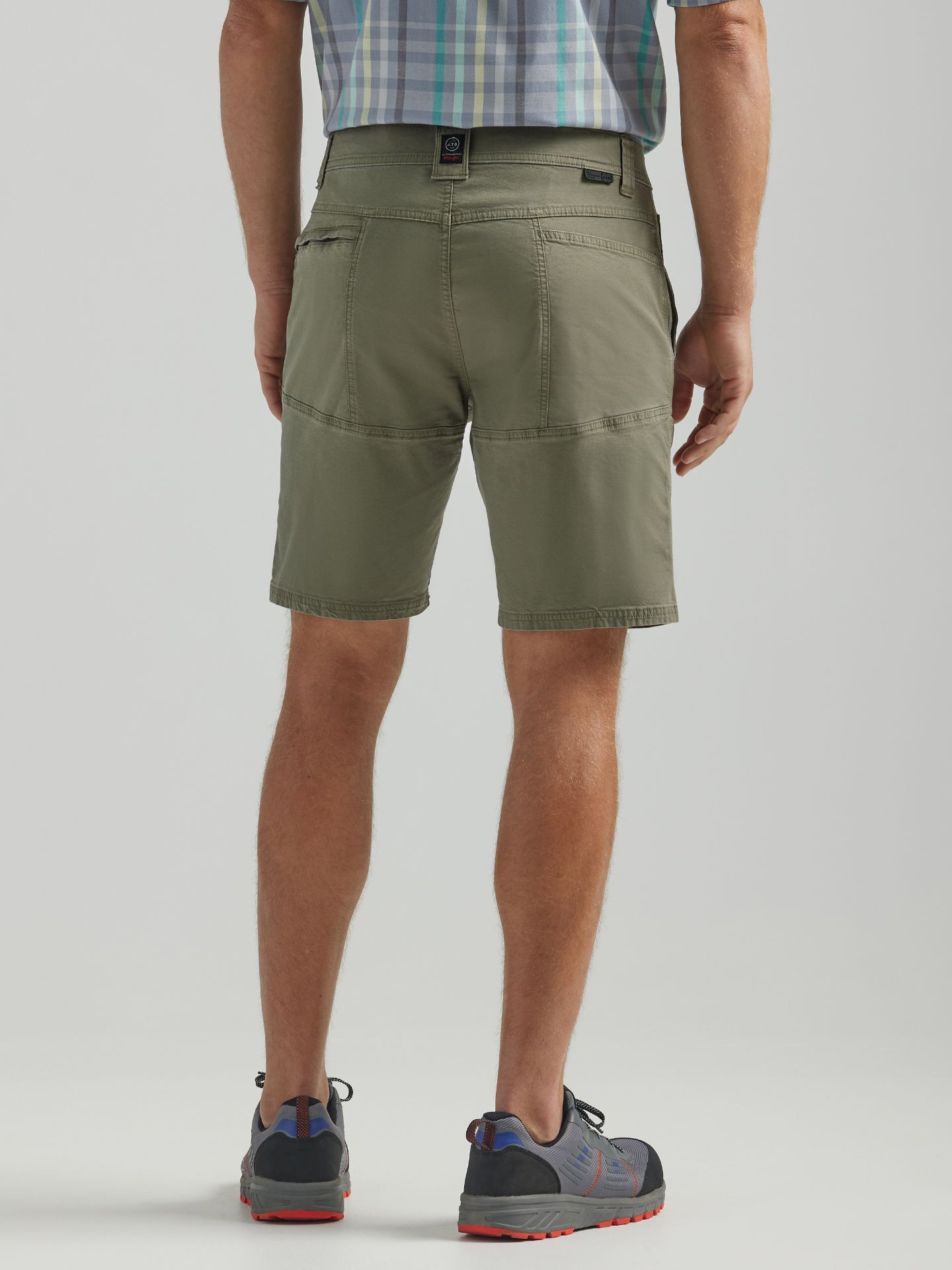 Picture of Wrangler 112333301 ATG -x- Side Pocket Utility Short