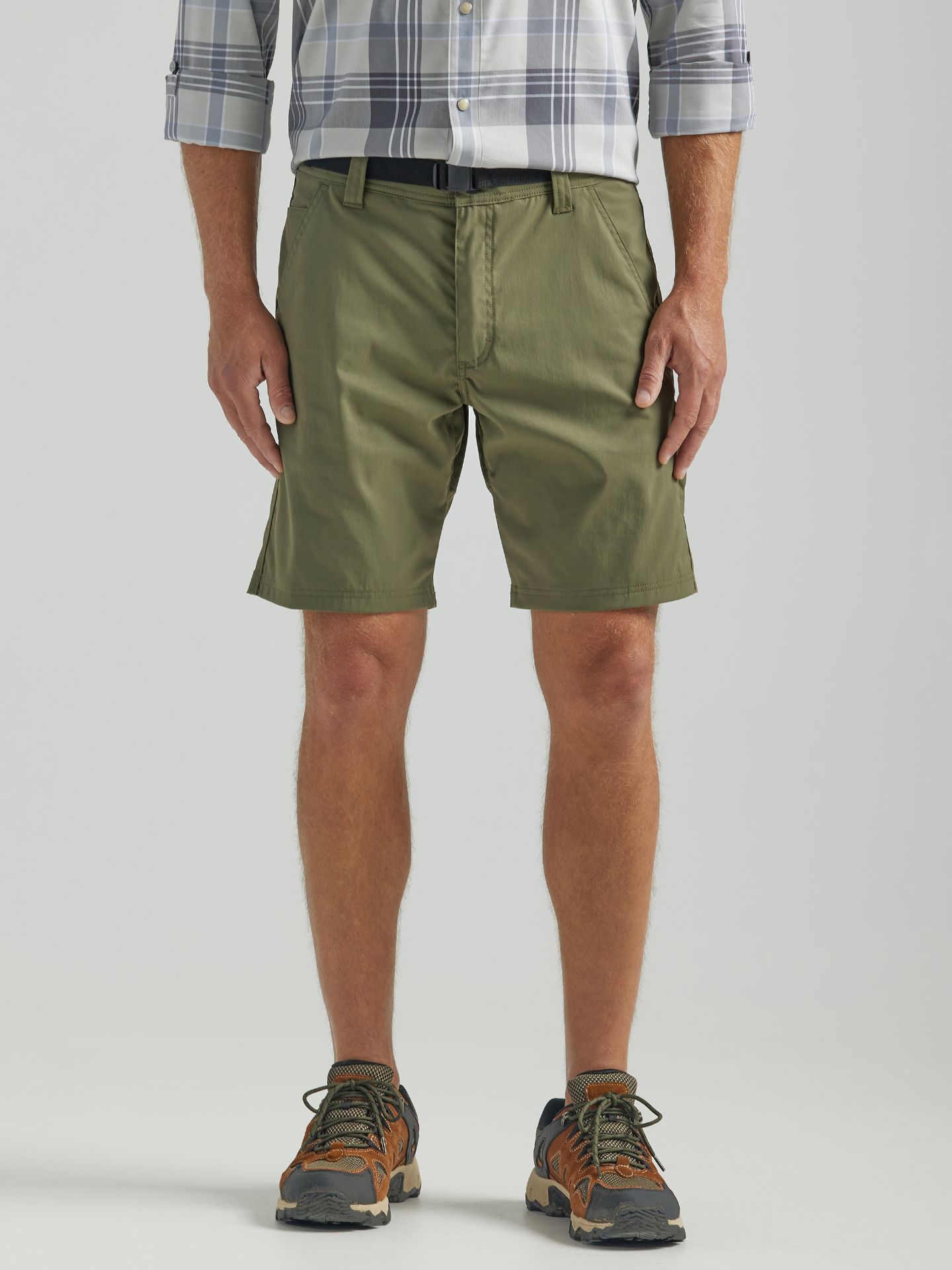 Picture of Wrangler 112333714 ATG -x- Belted Utility Short