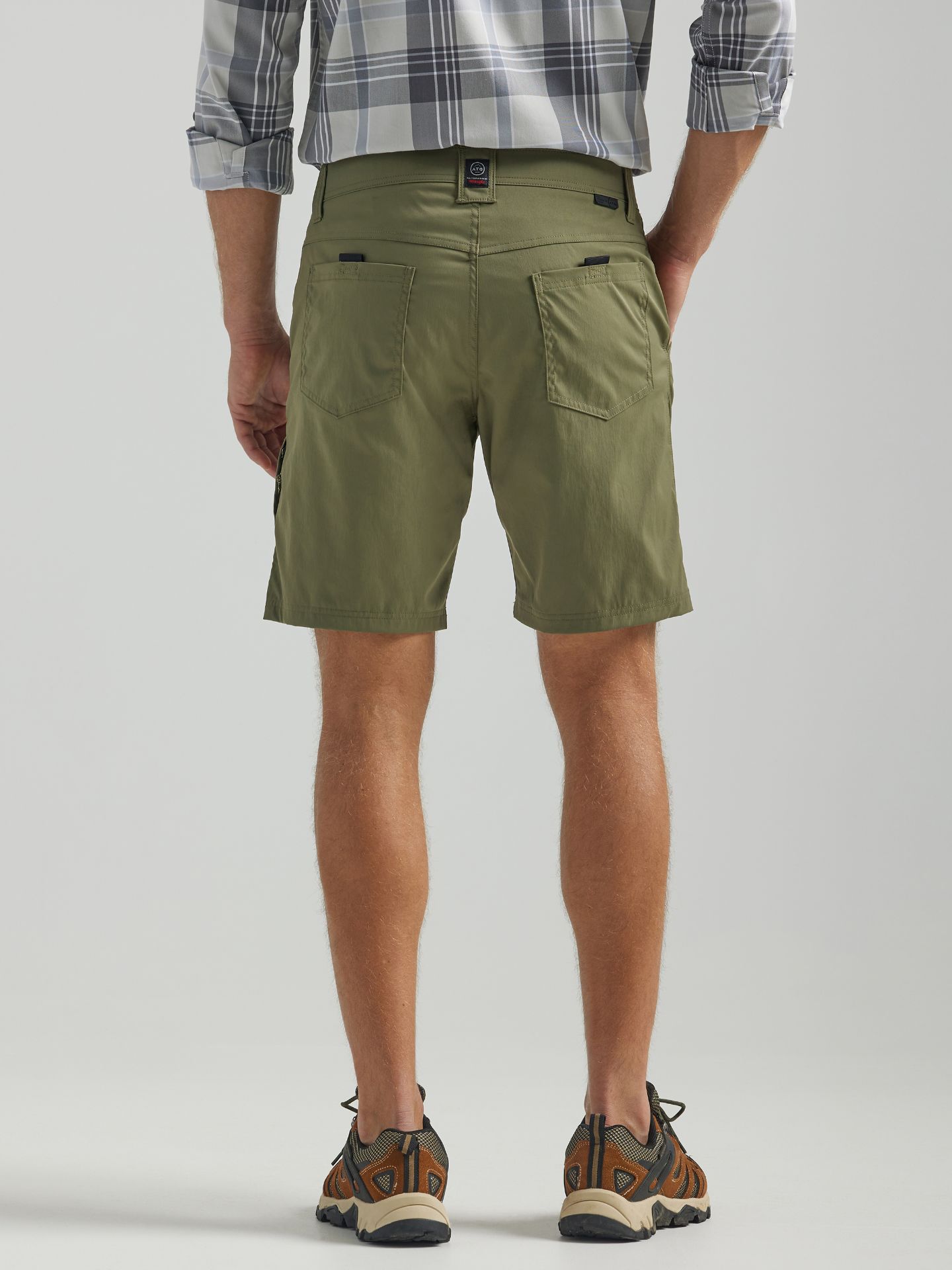 Picture of Wrangler 112333714 ATG -x- Belted Utility Short