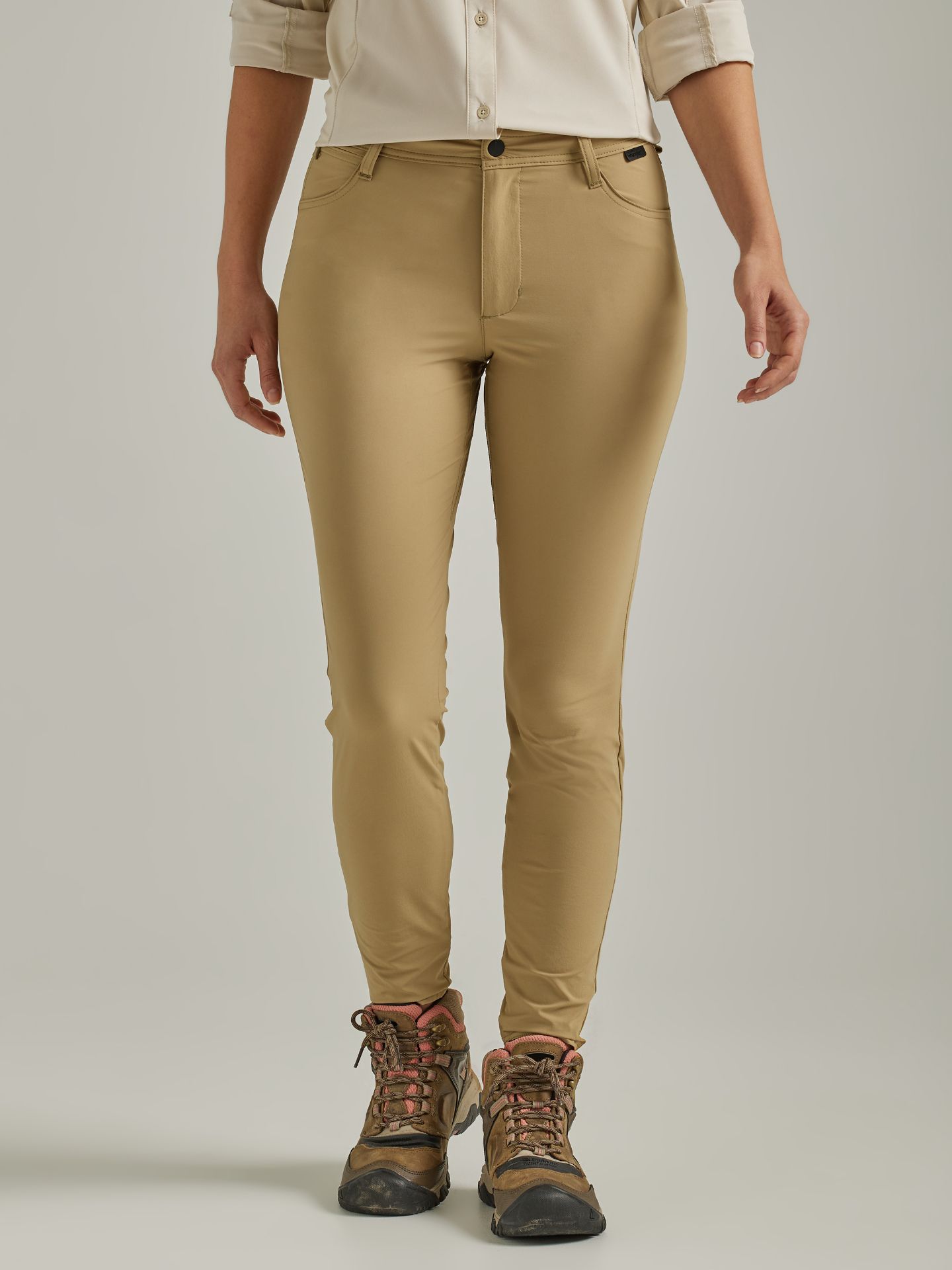 Picture of Wrangler 112333778 ATG -x- Womens FWDS 5 Pocket Skinny