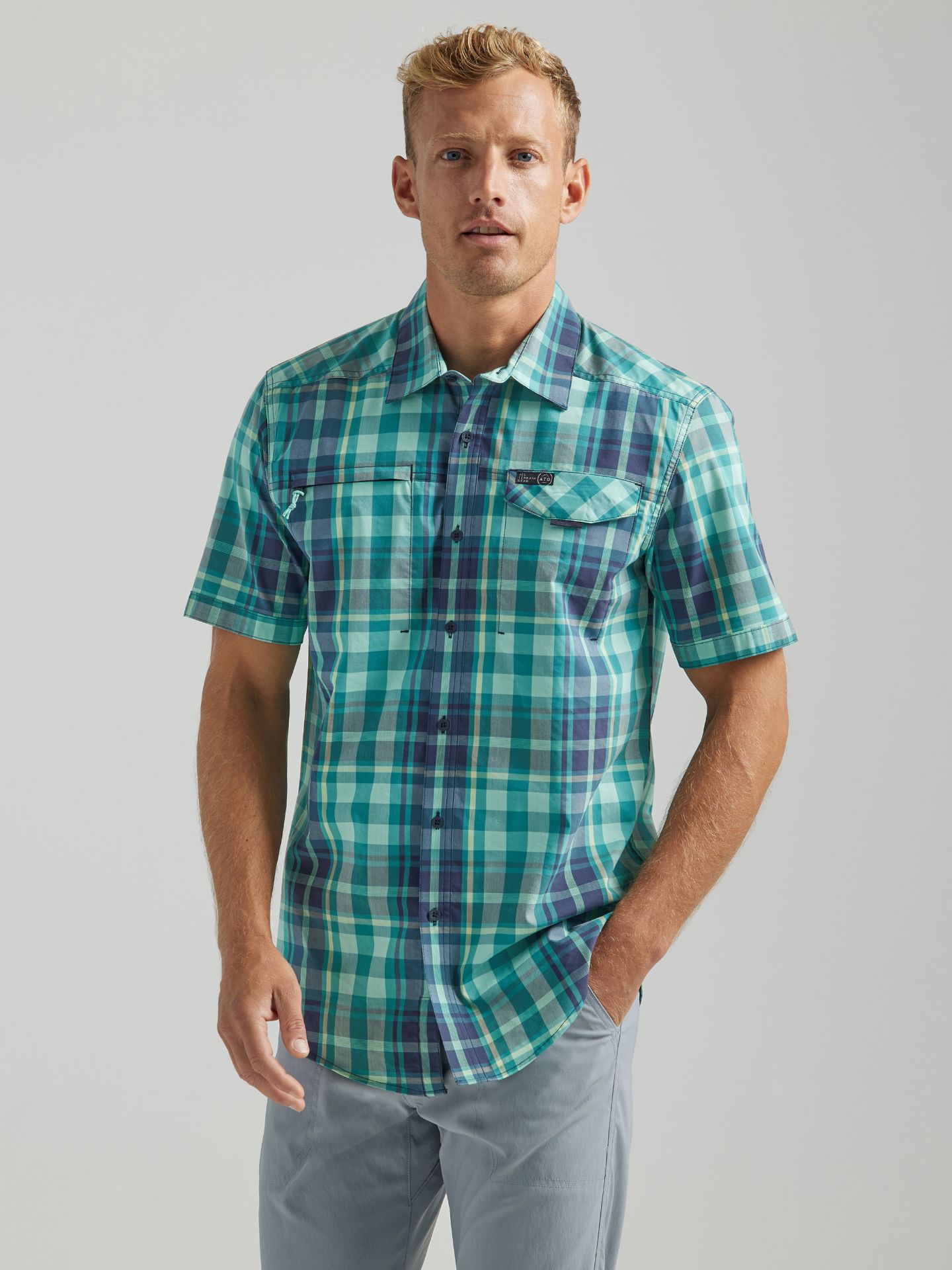 Picture of Wrangler 112333849 ATG -x- Asymmetric Zip Pocket Shirt - Plaid