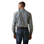 Picture of Ariat 10043545 FR PLAID FEATHERLIGHT LS WRK SHRT