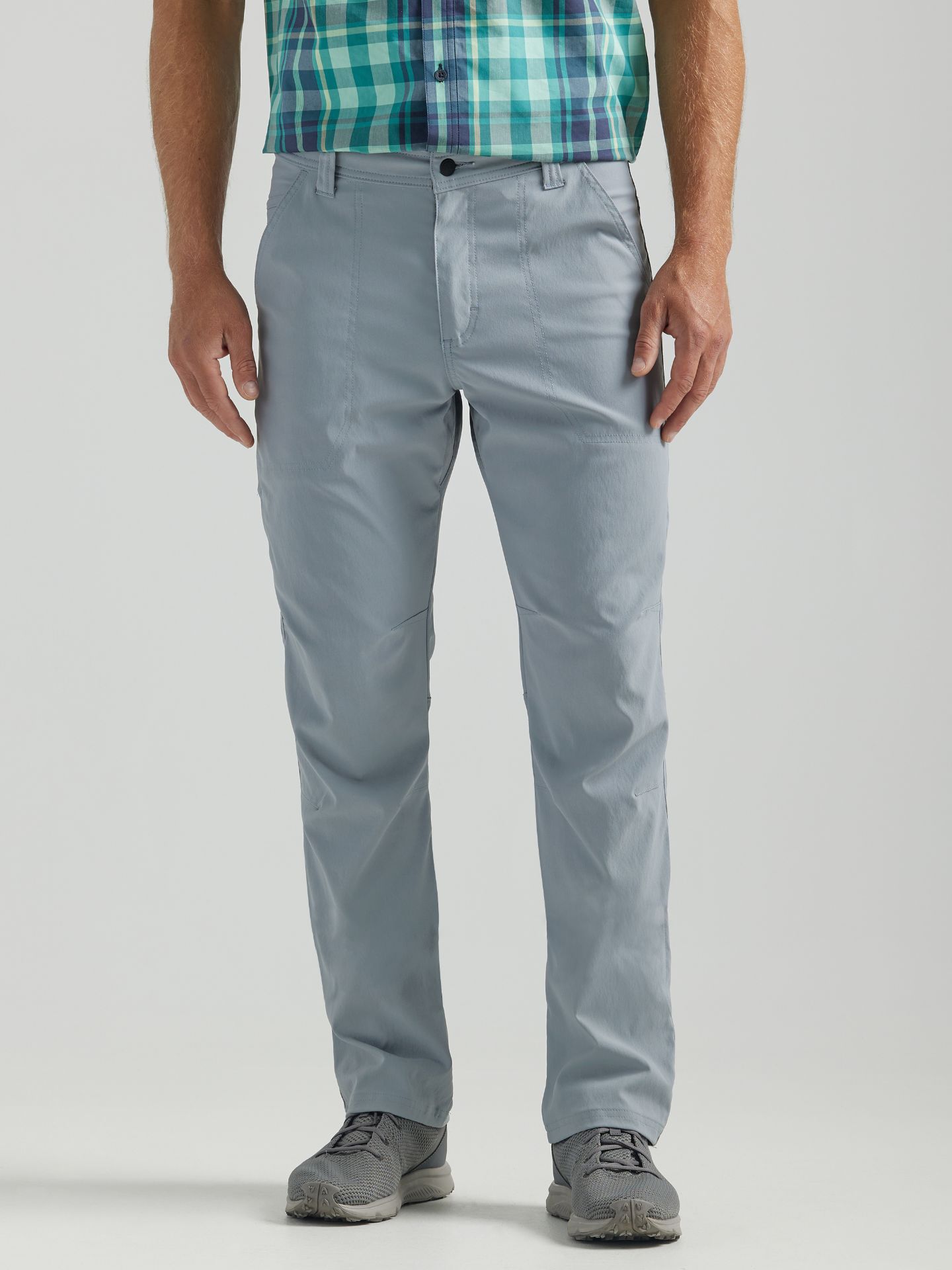 Picture of Wrangler 112327969 ATG -x- Zip Pocket Trail Pant