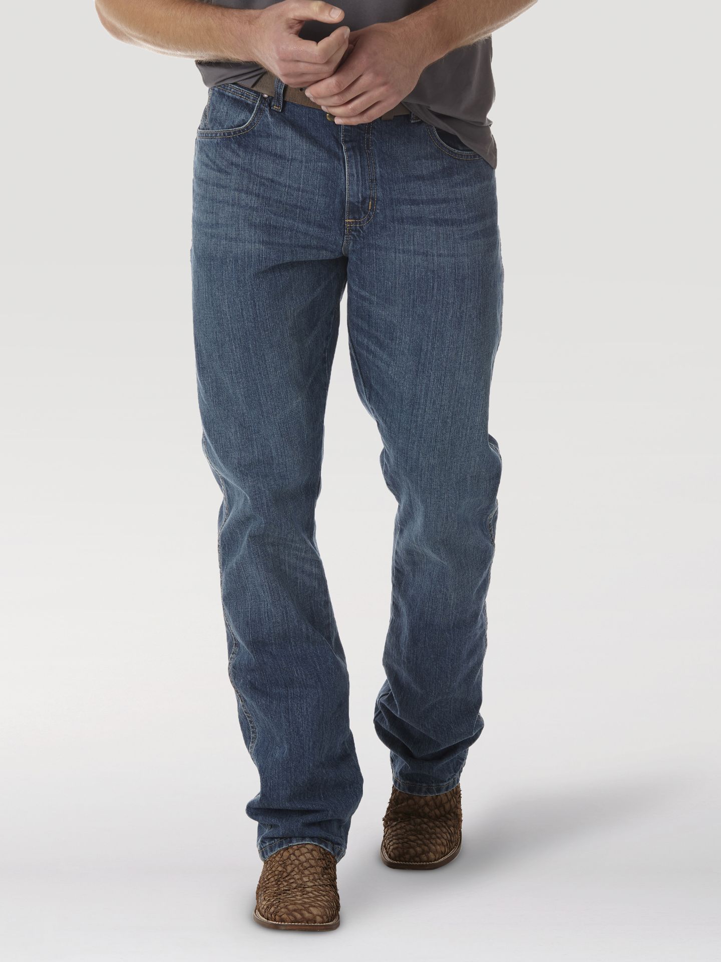 Picture of Wrangler WRT20 Wrangler Retro® Boot Cut Jean