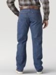 Picture of Wrangler 35001AI RUGGED WEAR® RELAXED FIT JEAN